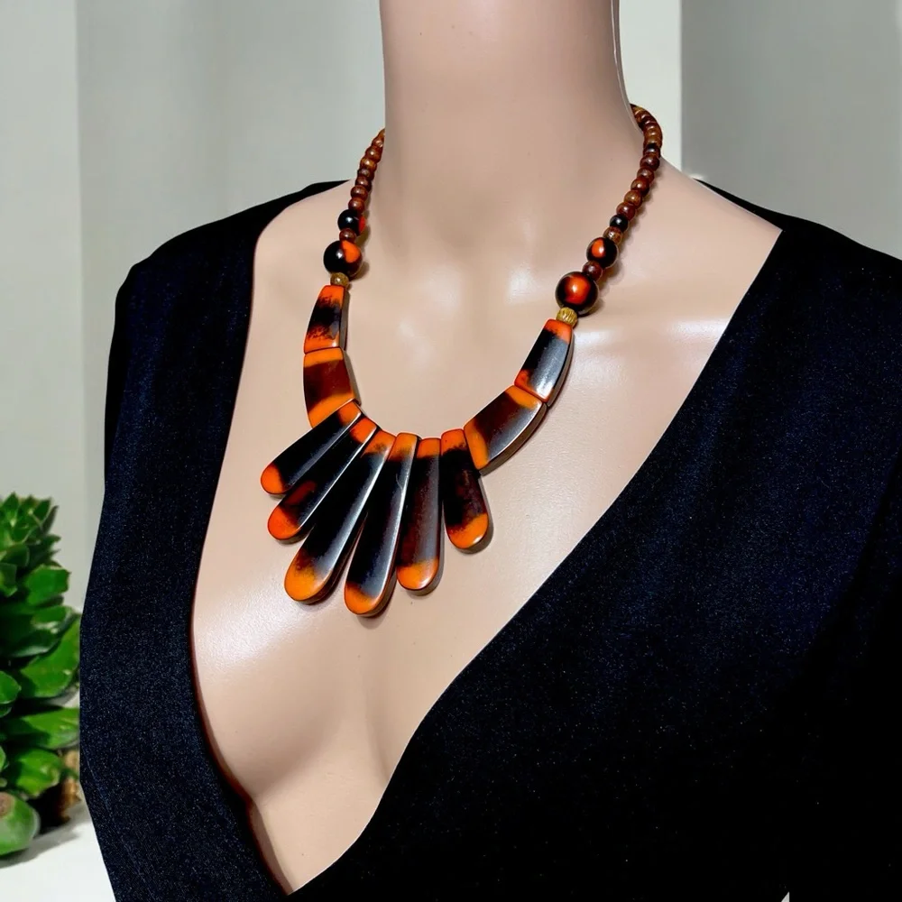 🧡 NEW ZAD Boho Orange & Brown Bib Necklace 🧡 - Picture 4 of 16